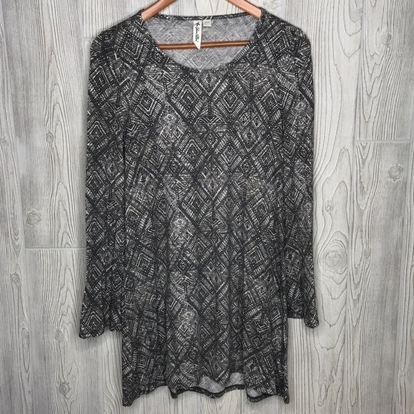 Others Follow Bell Sleeve Geometric Dress XS - Picture 1 of 8